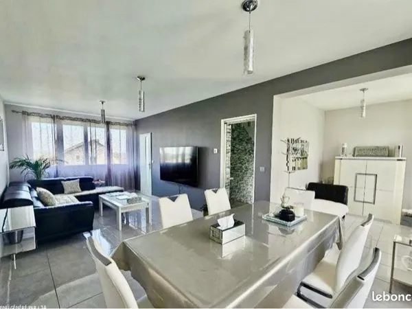 MAISON EN PIERRE - TERRAIN DIVISIBLE DE 634 m² - VILLENEUVE-SAINT-GEORGES