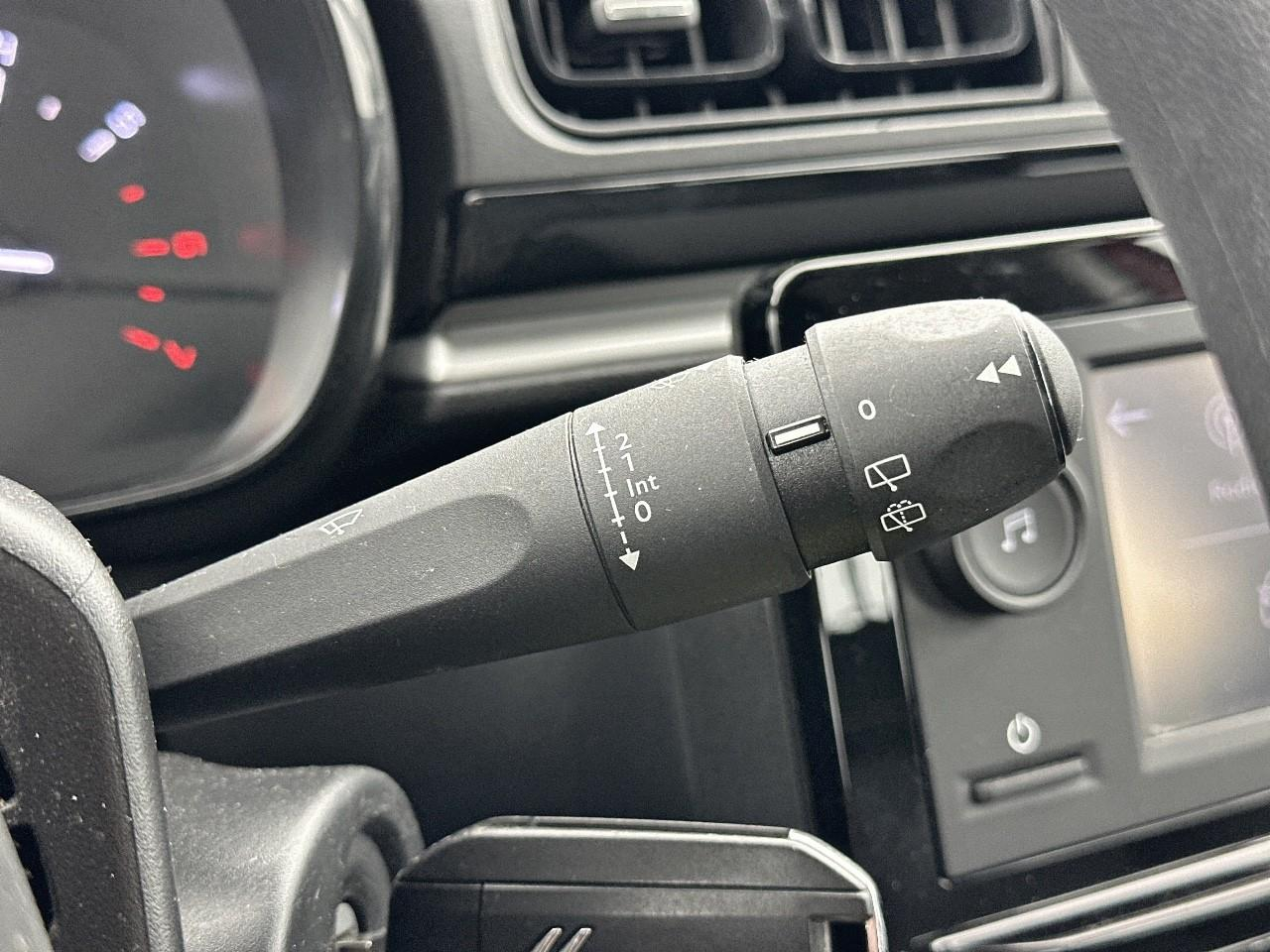 Citroën C3 puretech 83 ch bvm5 you — photo 18