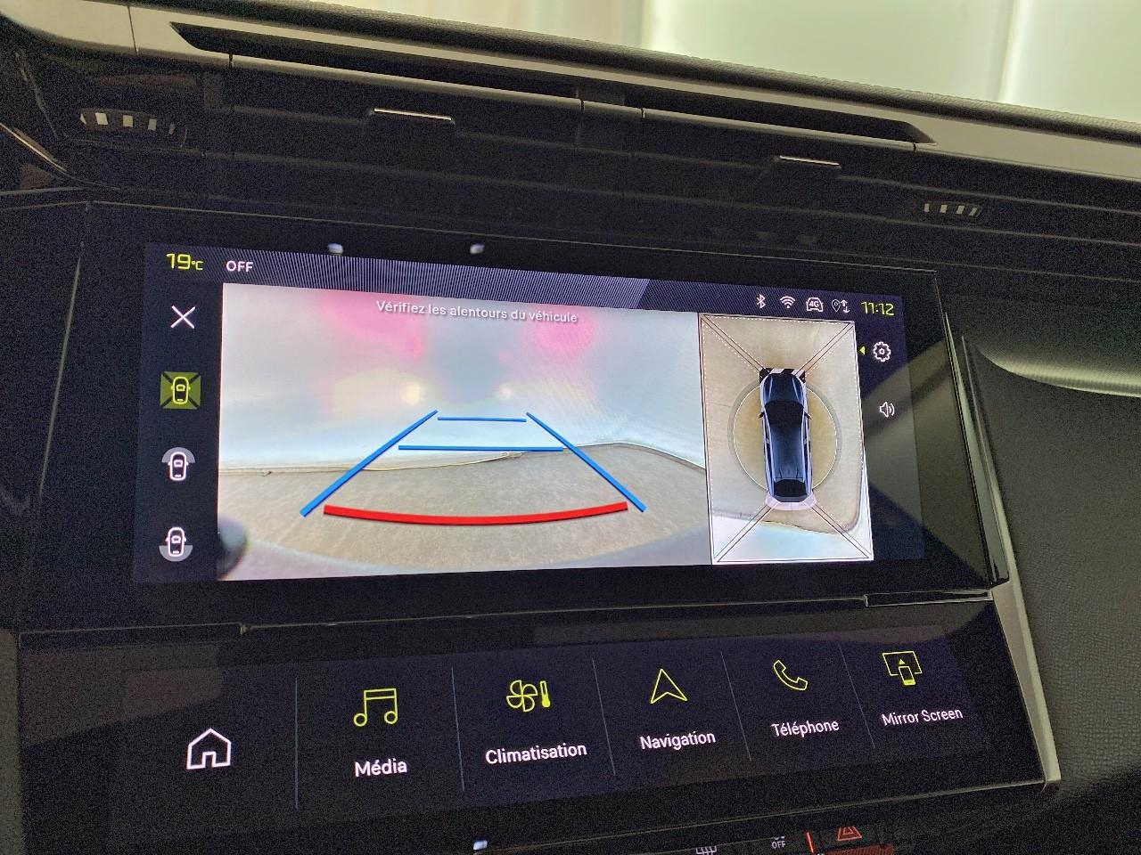 Peugeot 408 electrique 58 kwh 210 ch gt — photo 17