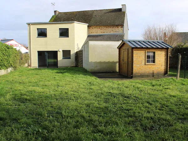 Saint-Germain Du Pinel, maison 5 pièces de 119 m2 avec jardin