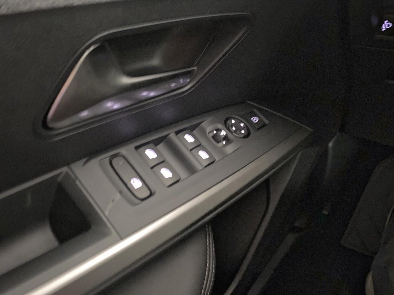 Peugeot 5008 hybrid 145 ch e-dcs6 allure — photo 20