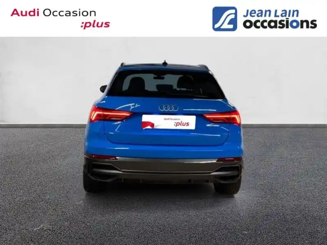Audi Q3 35 tfsi 150 ch s tronic 7 — photo 6