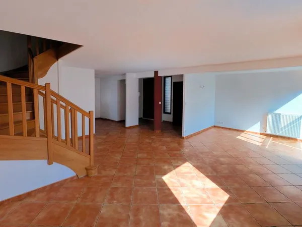 Magnifique T5 Duplex en plein centre de Varces Allières et Risset