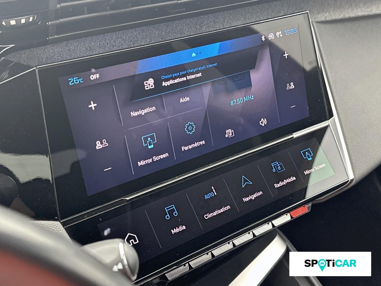 Peugeot 308 nouvelle 308 berline allure pack hybrid 180 e-eat8 — photo 13