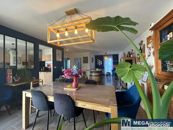 Maison 5 pièces 100 m²