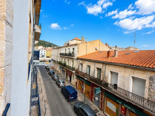 VENTE T2 EN PLATEAU AVEC POSSIBILITE MARCHE DE TRAVAUX QUARTIER ILE SUD A SETE