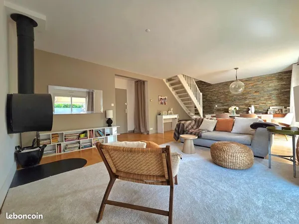 Maison 5 pièces 131 m²