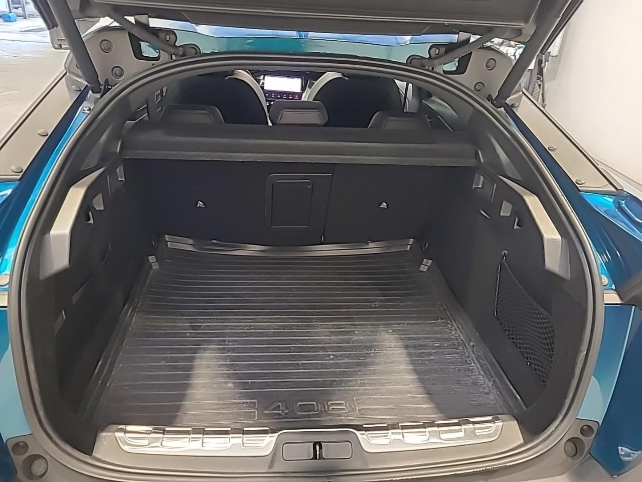 Peugeot 408 puretech 130 ch s&s eat8 gt — photo 14