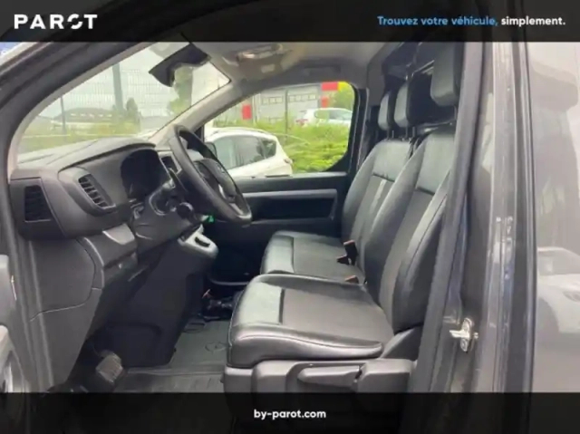 Opel Vivaro fourgon fg l2 standard 2.0 d 180ch pack business bva8 — photo 10
