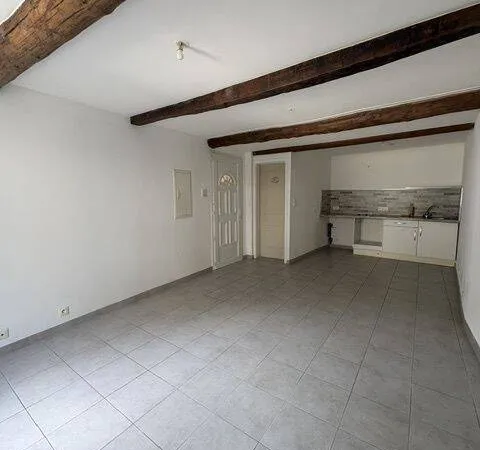 Studio 1 pièce 27 m²