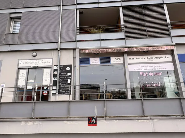 Local commercial 120 m²