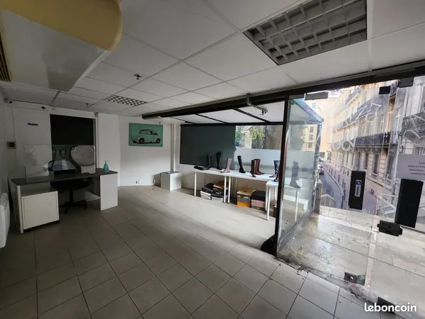 Local commercial 66 m² Montpellier
