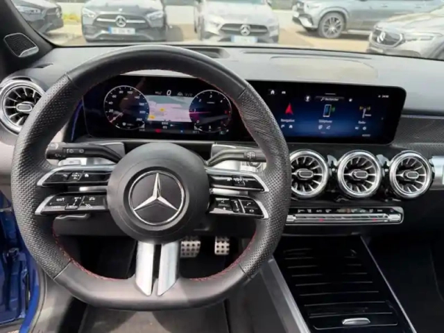 Mercedes Glb 220 d 4matic amg line — photo 36