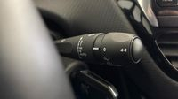Peugeot 2008 1.2 PureTech 82ch E6.c Signature S&S — photo 24