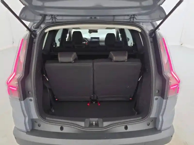 Dacia Jogger tce 110 7 pl — photo 27