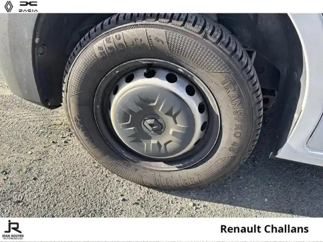 Renault Master fg f3300 l1h1 2.3 blue dci 135ch grand confort euro6 — photo 8