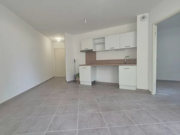 Appartement Balaruc Les Bains 2 pièce(s) 38.96 m2 avec parking privatif