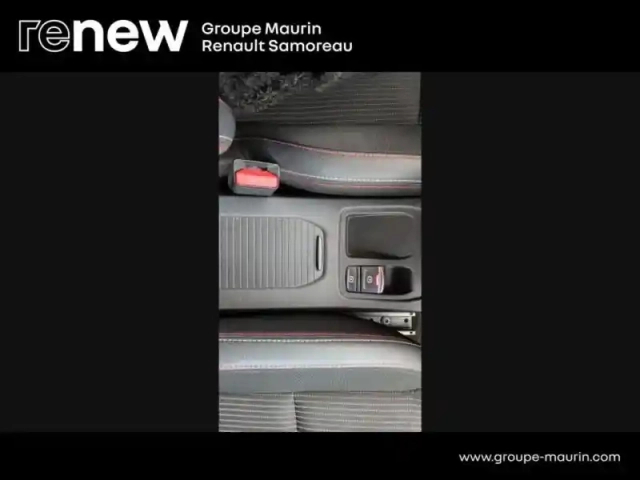 Renault Clio 1.3 tce 140ch rs line -21 — photo 14