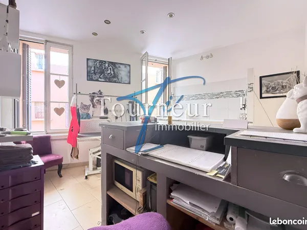 Studio 1 pièce 16 m²