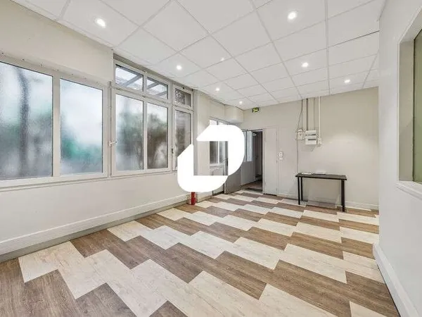 A louer Bureaux 128m² Paris
