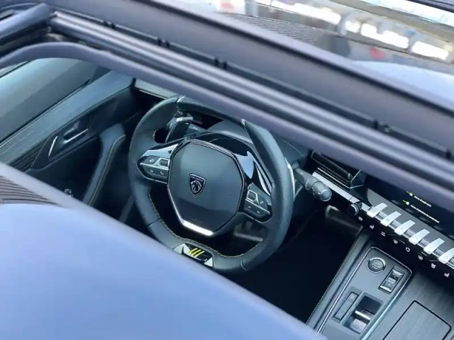 Peugeot 508 sw hybrid4 360 e-eat8 peugeot sport engineered — photo 32