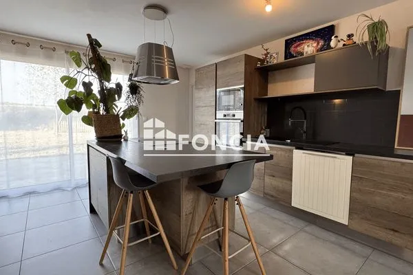 Maison 6 pièces 100 m²
