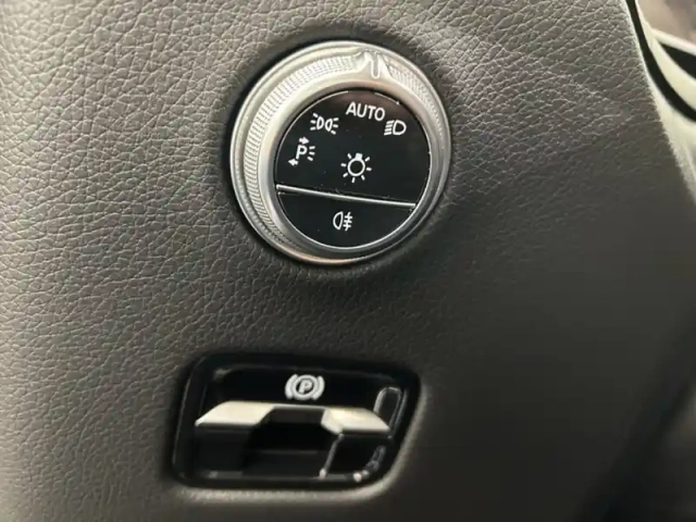 Mercedes Glc 300 e hybrid eq 4matic amg line — photo 15