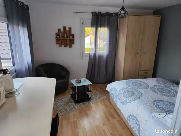 Studio meublé