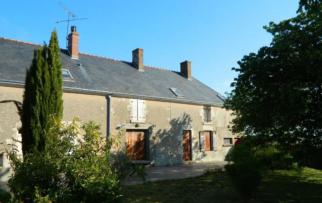 Photo 1