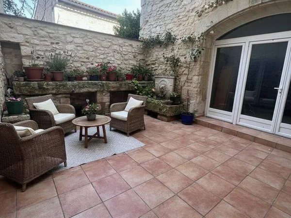 Maison 7 pièces 198 m²