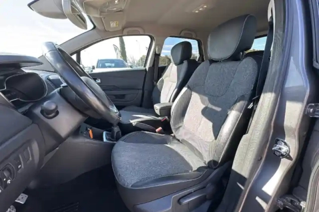 Renault Captur tce 120 energy — photo 39