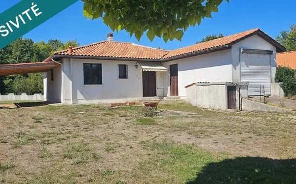 EN EXCLUSIVITE : PLAIN PIED au coeur du bourg de Dignac