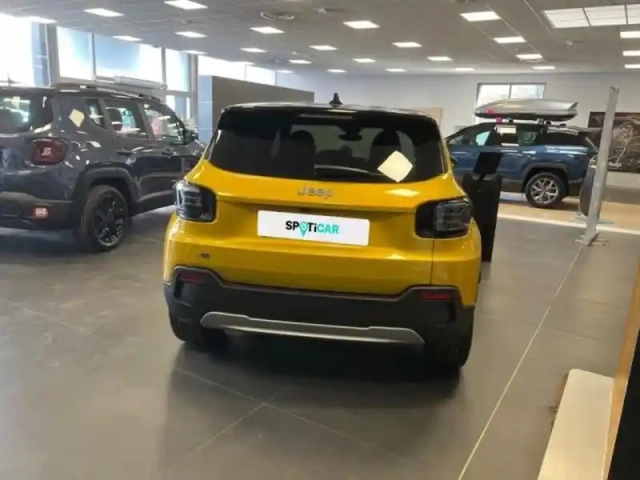 Jeep Avenger electrique 156ch 115kw summit — photo 5
