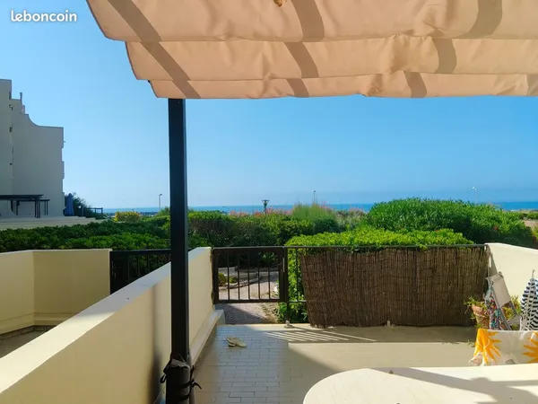 Grand studio, Palavas, 1 ère ligne, face à la mer, 35m2, à l'année hors saison estivale
