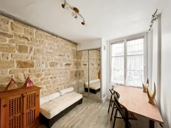 MONTMARTRE // Appartement T1 bis plein de charme