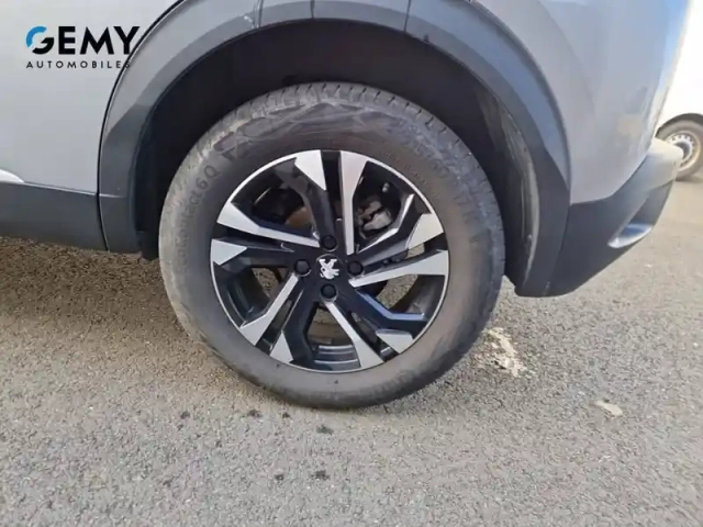 Peugeot 2008 puretech 130 s&amp;s bvm6 — photo 11
