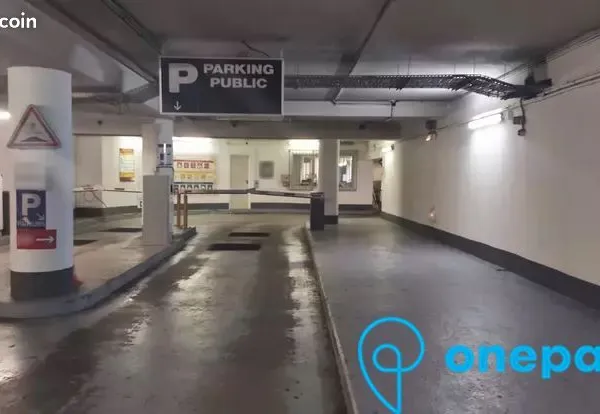 Parking/box 12 m² CHARENTON LE PONT