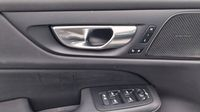 Volvo V60 B4 197ch Ultra Style Dark DCT 7 — photo 16