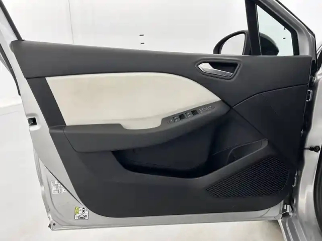 Renault Clio tce 90 — photo 20