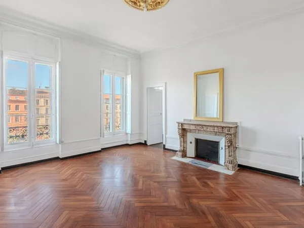 Appartement 4 pièces 127 m²