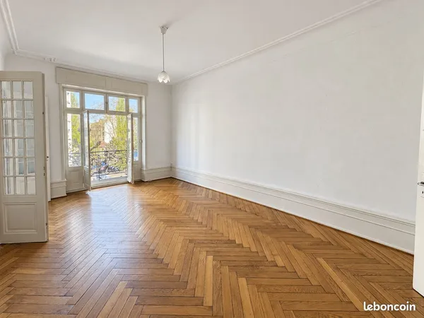Appartement 7 pièces 198 m²