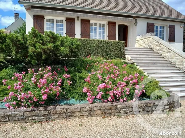 Maison 5 pièces 136 m²