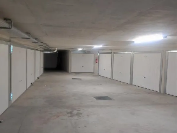Garage 13m2 dans résidence neuve