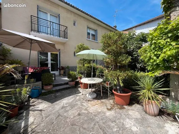 Maison 6 pièces 184 m²