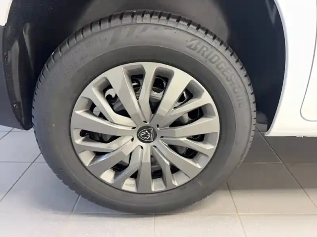 Peugeot Partner fourgon m diesel 100 ch manuelle — photo 21