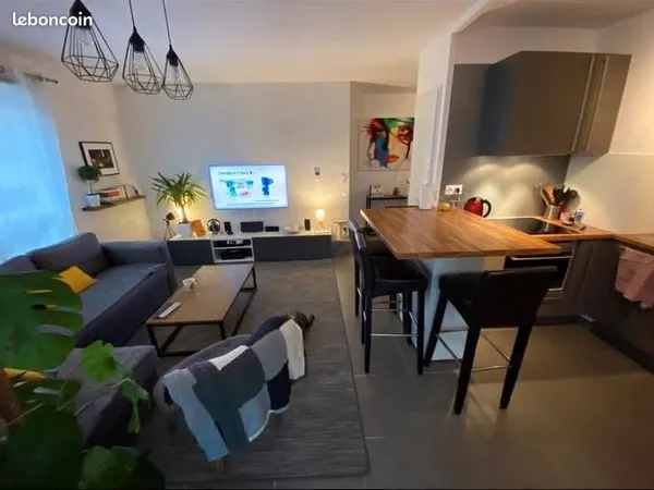 Appartement T3 meublé Port Marianne