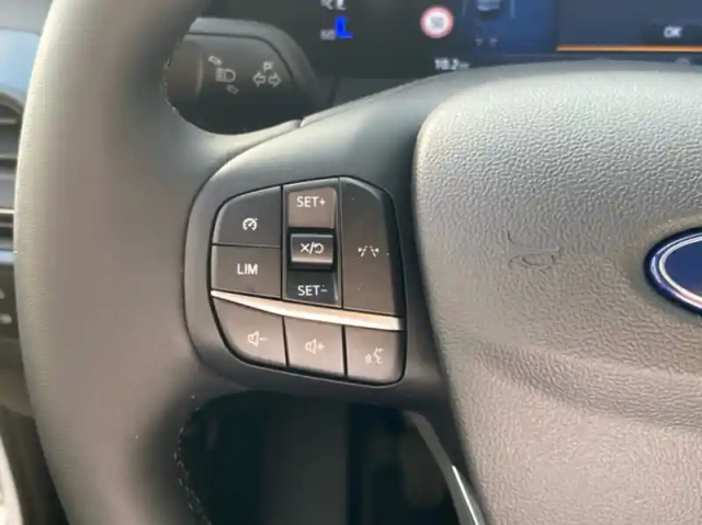 Ford Transit Courier fourgonnette 1.5 ecoblue 100ch active — photo 16