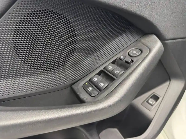 Bmw Serie 1 118i 136 ch dkg7 — photo 22