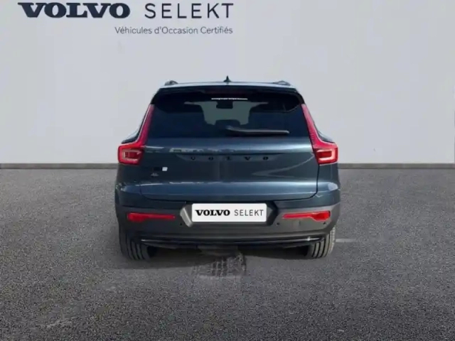 Volvo Ex40 single extended range 252ch black edition — photo 6