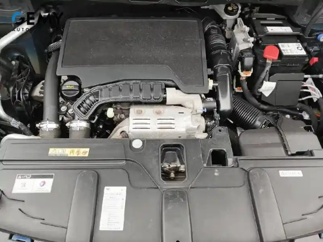 Peugeot 3008 puretech 130ch s&amp;s eat8 — photo 12